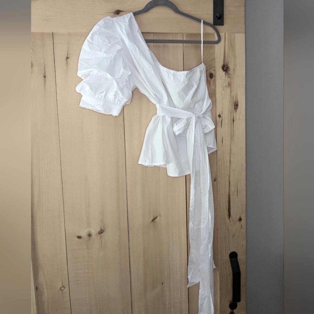 One shoulder blouse